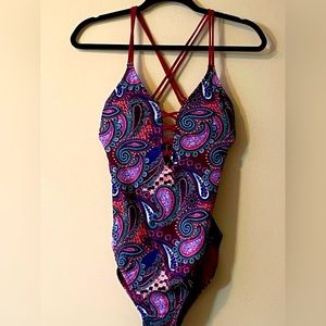 Brand new Ambrielle women’s paisley swimsuit size S